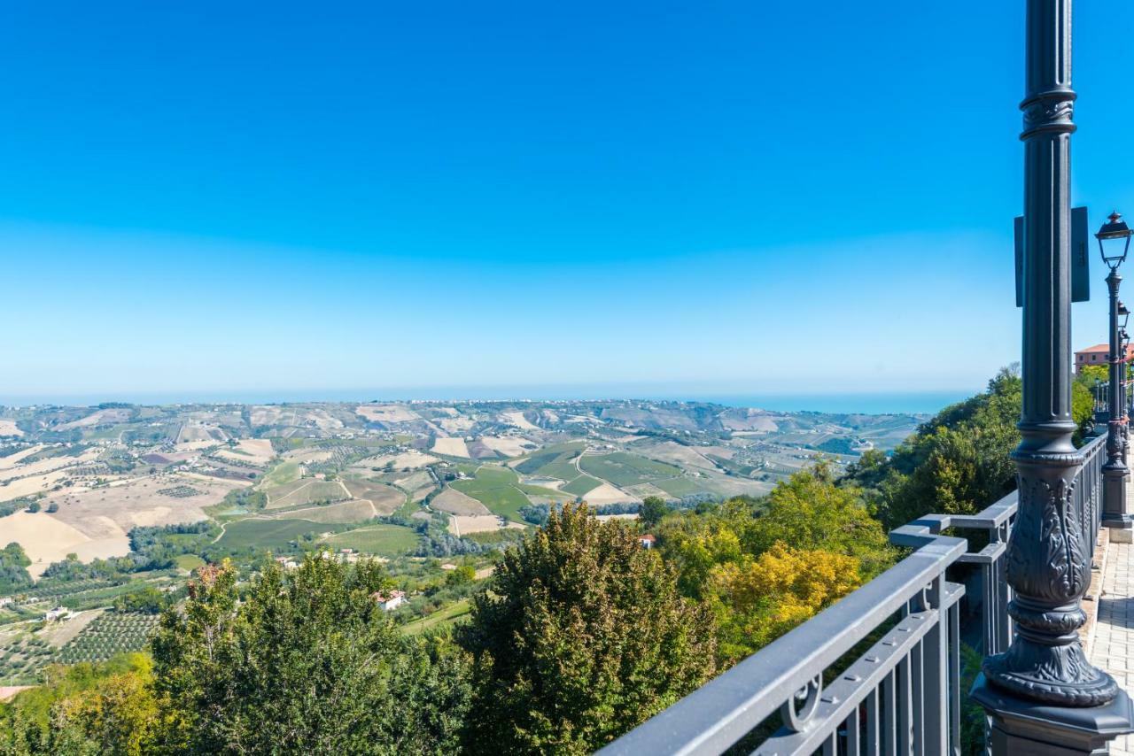 Sotto La Porta Borea Читта-Сант'Анджело Екстер'єр фото